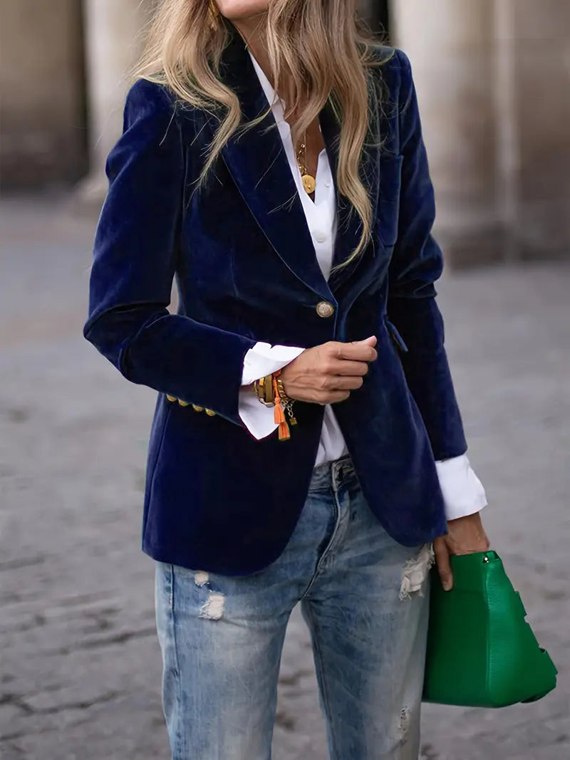 Nicola | Elegant Velvet Blazer
