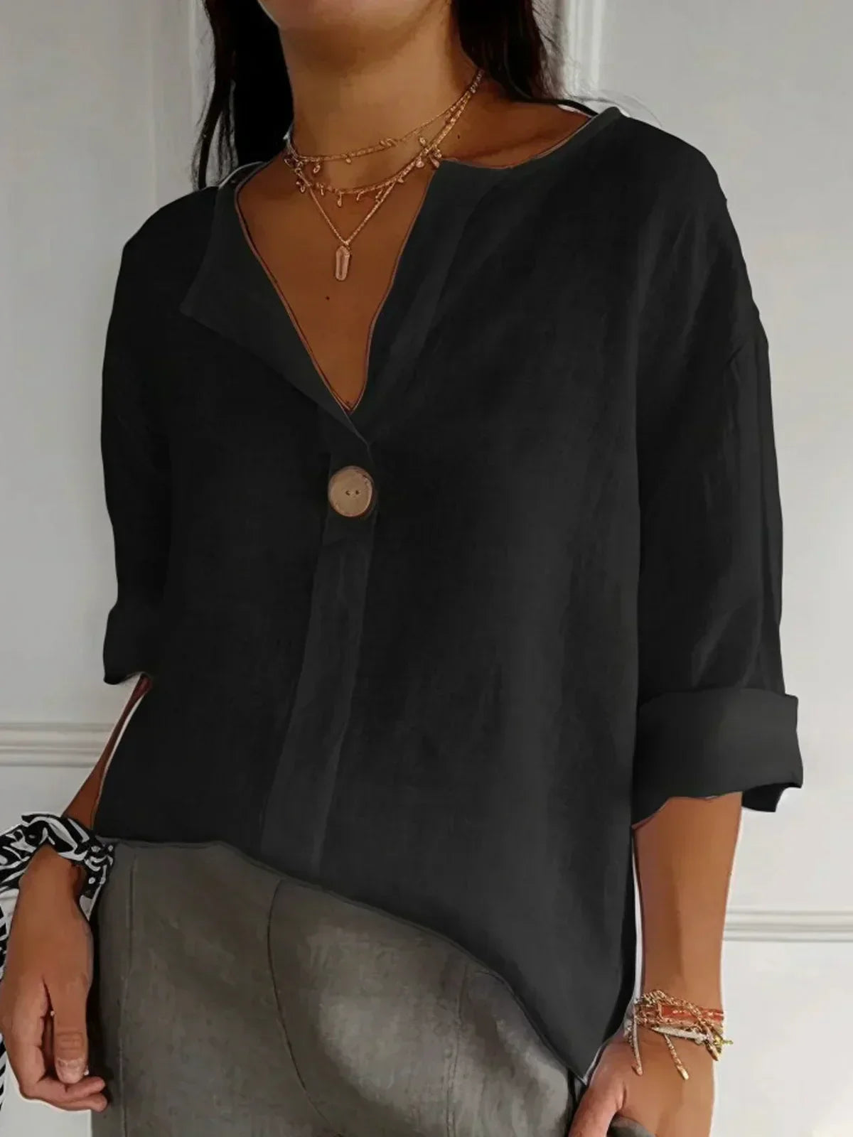 Vesper | Casual V-Neck Blouse