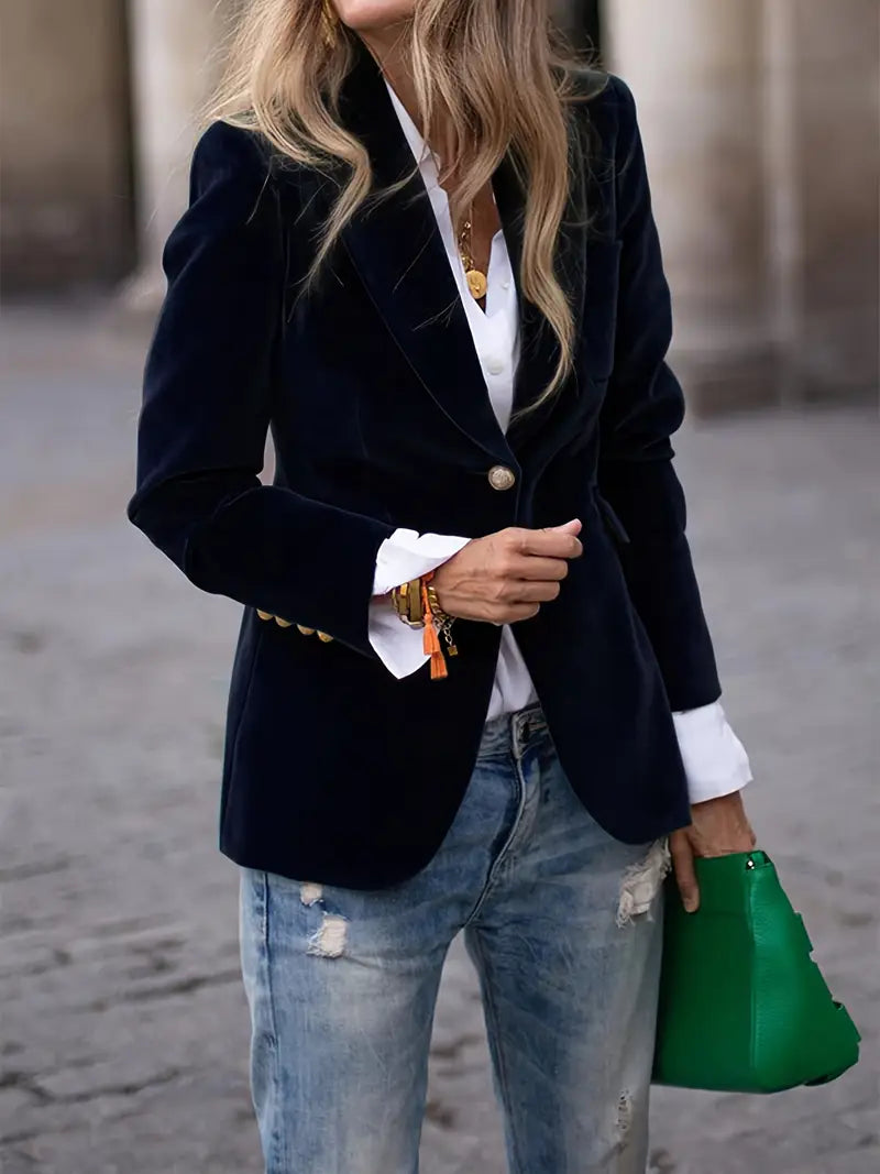 Nicola | Elegant Velvet Blazer